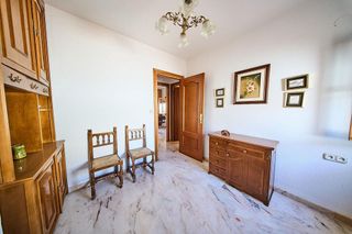 Chalet en venta en Zubia (La)