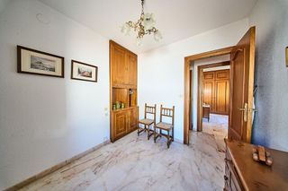 Chalet en venta en Zubia (La)