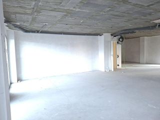 Local comercial en venta en Piscinas en Villarreal