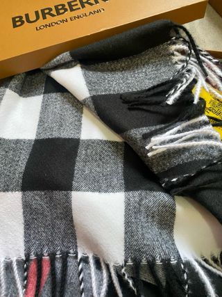 Sciarpa Burberry 100% Cashmere Grigio