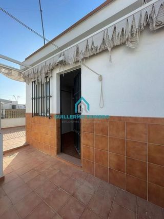 Chalet en venta en Coria del Río