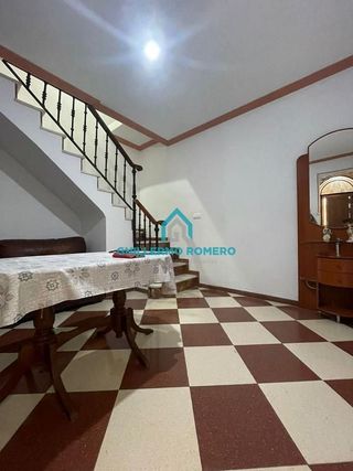 Chalet en venta en Coria del Río