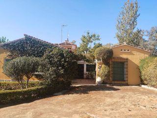 Chalet en venta en Oromana en Alcalá de Guadaira