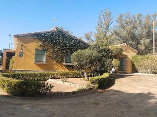 Chalet en venta en Oromana en Alcalá de Guadaira