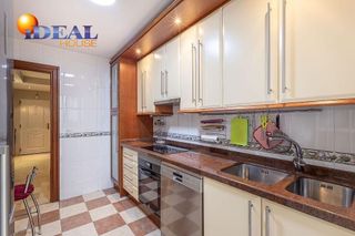 Casa adosada en venta en Angustias - Chana - Encina en Granada