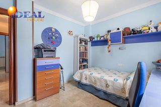 Casa adosada en venta en Angustias - Chana - Encina en Granada