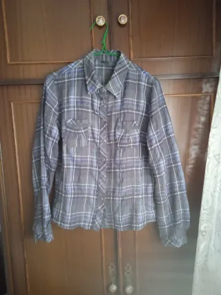 Camisa de manga larga a cuadros