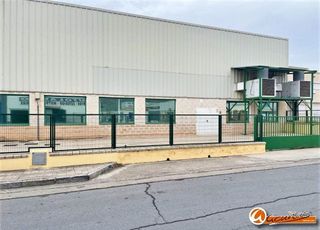 Nave industrial en alquiler en Zona de la Vega en Antequera