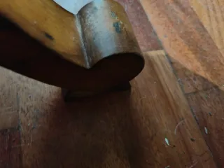 Antigua mesita de pared de roble