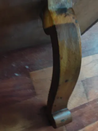 Antigua mesita de pared de roble