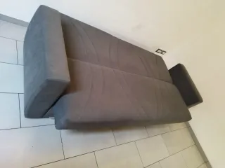 Divano letto grigio in tessuto