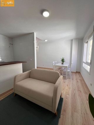 Dúplex en venta en Parque Victoria Eugenia en Málaga