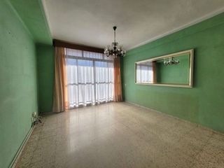 Piso en venta en Parque Victoria Eugenia en Málaga