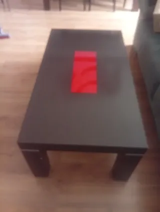 Mesa de comedor y sillas madera y tela