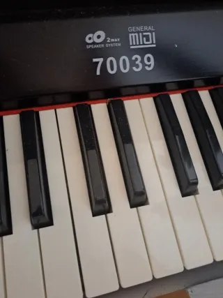 Piano Digital MIDI 70039