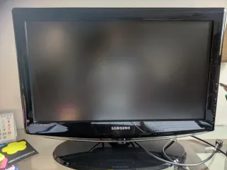 Samsung TV 22 no smart con TDT