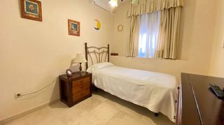 Casa adosada en venta en Palacio de Congresos - Urbadiez - Entrepuentes en Sevilla