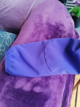 Cortavientos morado Kelrebec Talla XXL con gorro