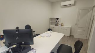 Oficina en alquiler en Residencia en Logroño