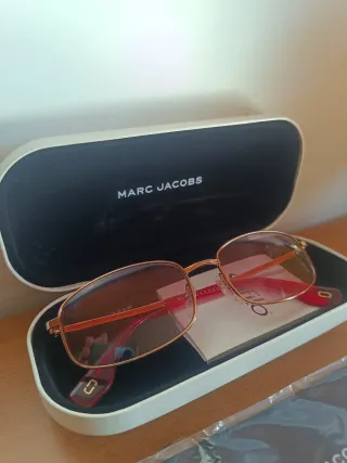Occhiali da sole Marc Jacobs oro e rossi