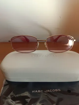 Occhiali da sole Marc Jacobs oro e rossi