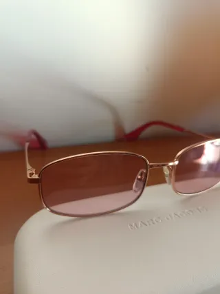 Occhiali da sole Marc Jacobs oro e rossi