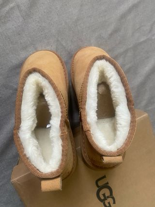 Stivaletti UGG Classic Platform Marrone