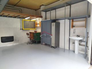 Garaje en venta en Trobajo del Camino en San Andrés del Rabanedo