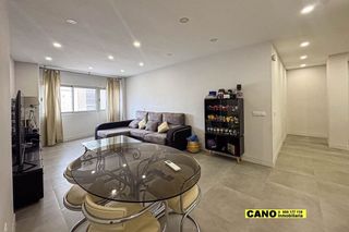 Piso en venta en Centro en Almería