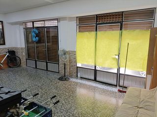 Local comercial en venta en Avenida de la Paz en Xirivella