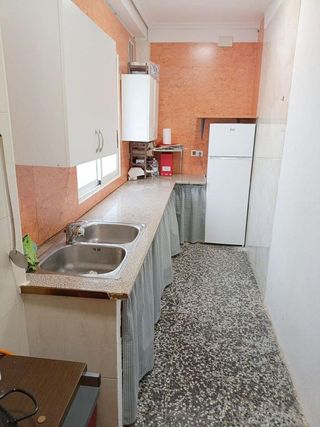 Local comercial en venta en Avenida de la Paz en Xirivella