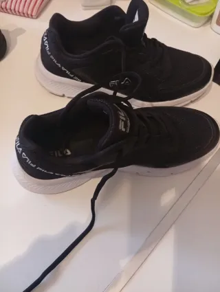Zapatillas Fila Negras Talla 39