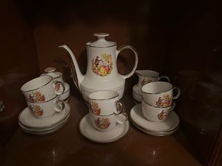 Juego de café porcelana dorado