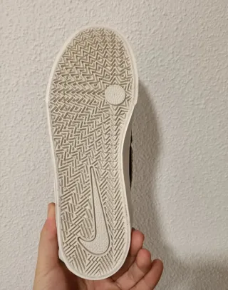 T40 Nike Charge Suede SE