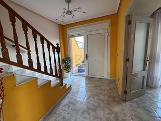 Casa adosada en venta en Parque del Oeste - Olivares en Oviedo