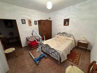 Casa adosada en venta en Alcaudete