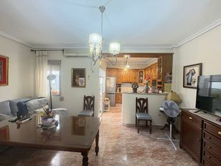 Casa adosada en venta en Andújar