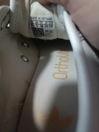 Adidas Bambas Blancas y Rosas