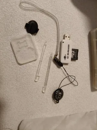 Nintendo DS Rosa + Juego CASI NUEVA