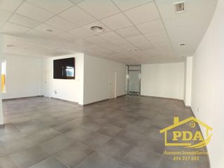 Local comercial en alquiler en Palma del Río