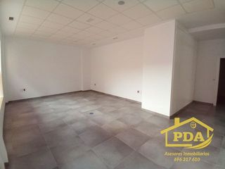 Local comercial en alquiler en Palma del Río
