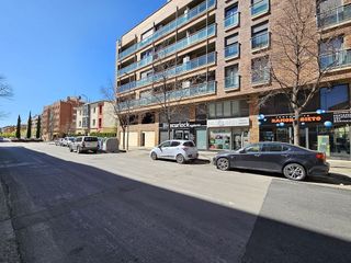 Local comercial en venta en Los Olivos en Huesca