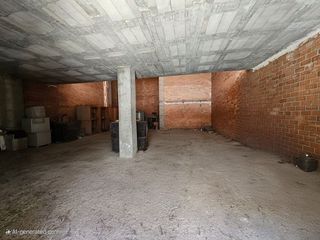 Local comercial en venta en Los Olivos en Huesca