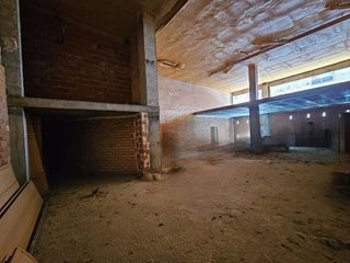 Local comercial en venta en Los Olivos en Huesca