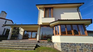 Chalet en venta en Celorio-Poó-Parres en Llanes