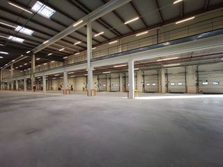 Nave industrial en alquiler en Ensanche de Vallecas - Valdecarros en Madrid