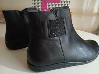 Botines de piel Fluchos negros