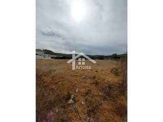 Terreno en venta en Lucena