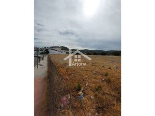 Terreno en venta en Lucena