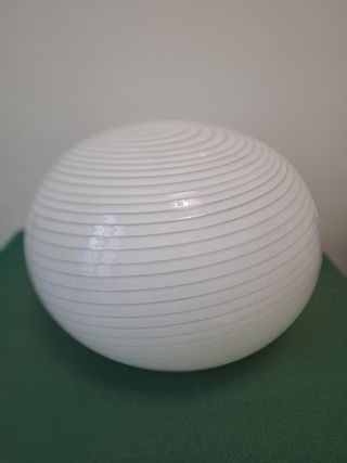 Lampada a sospensione globo vetro swirl anni '70